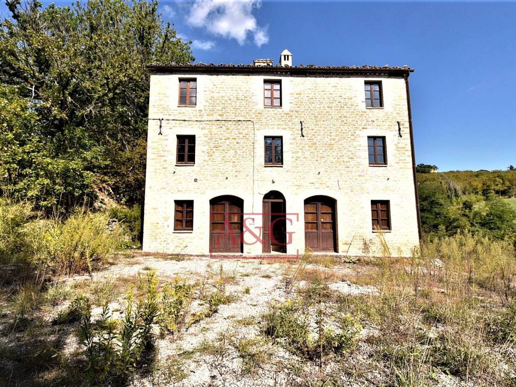 Rustico / casale a Montefalcone appennino in CONTRADA FAVETO - Foto 2