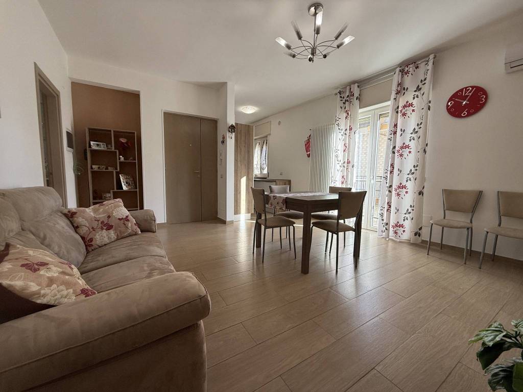 Appartamento a Cassano delle murge in Via Benedetto Croce - Foto 4