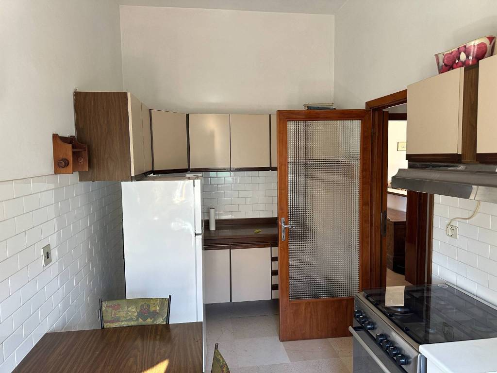 Appartamento a Civitanova marche in Via Generale Enrico Cialdini, 45 - Foto 5