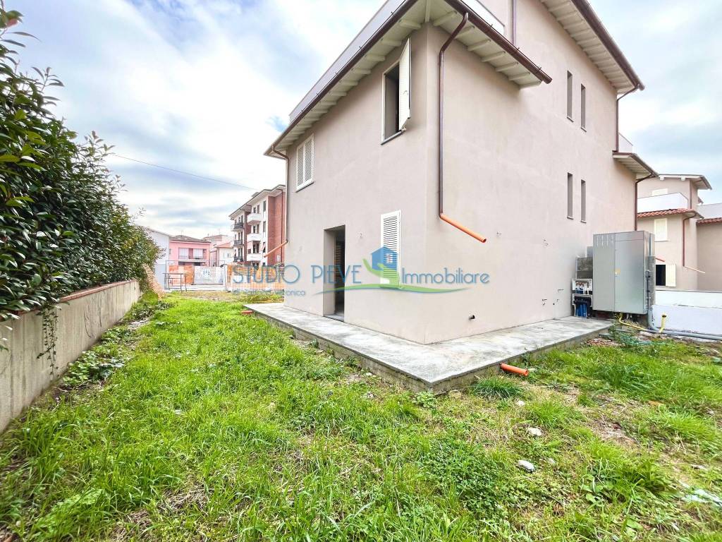 Villetta a schiera a Montecatini-terme in Via Sardegna - Foto 4