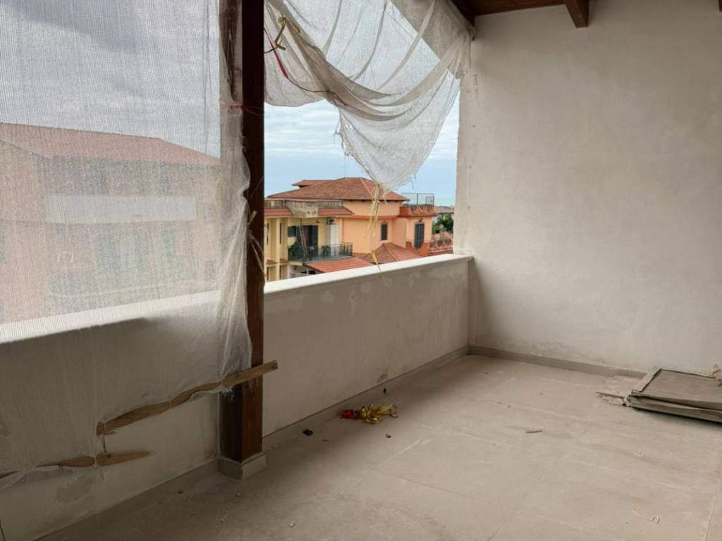 Appartamento a Giugliano in campania in Via Vicinale Masseria Vecchia - Foto 4
