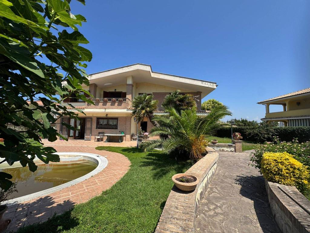 Villa a Nettuno in Via delle Camelie, 18 - Foto 5