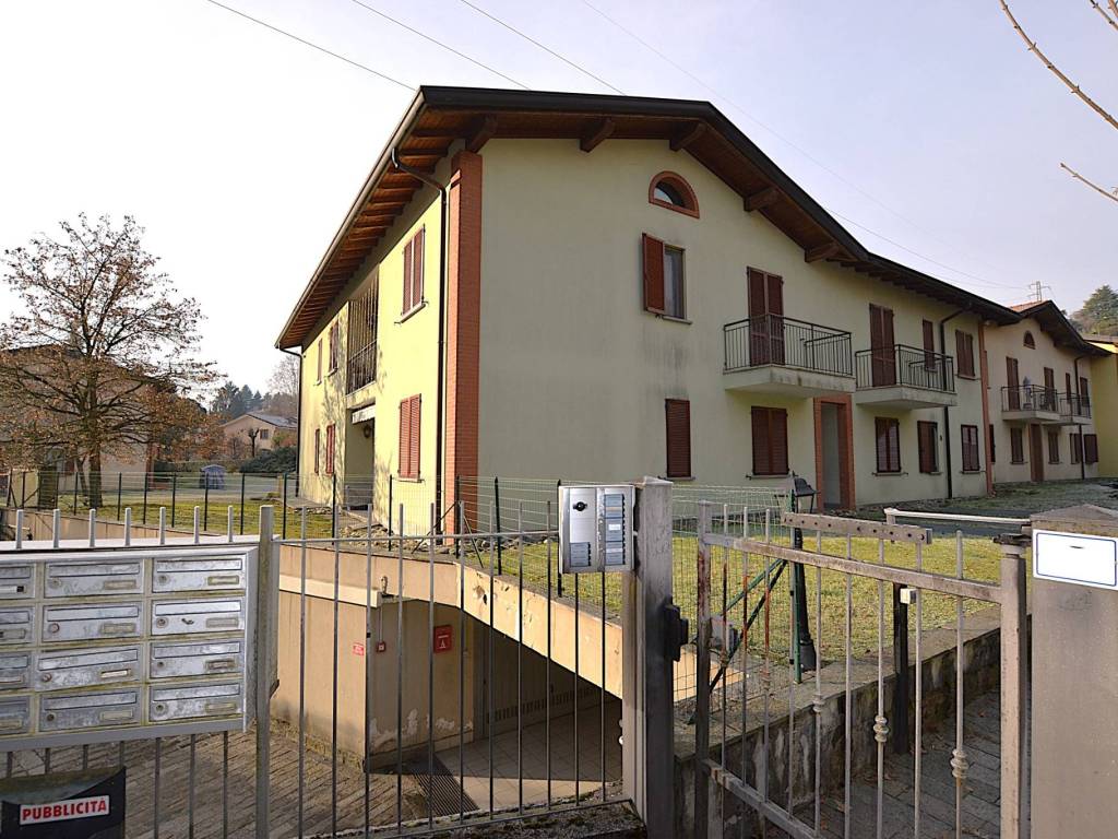 Appartamento a Montevecchia in Via delle Sorgenti, 27 - Foto 2