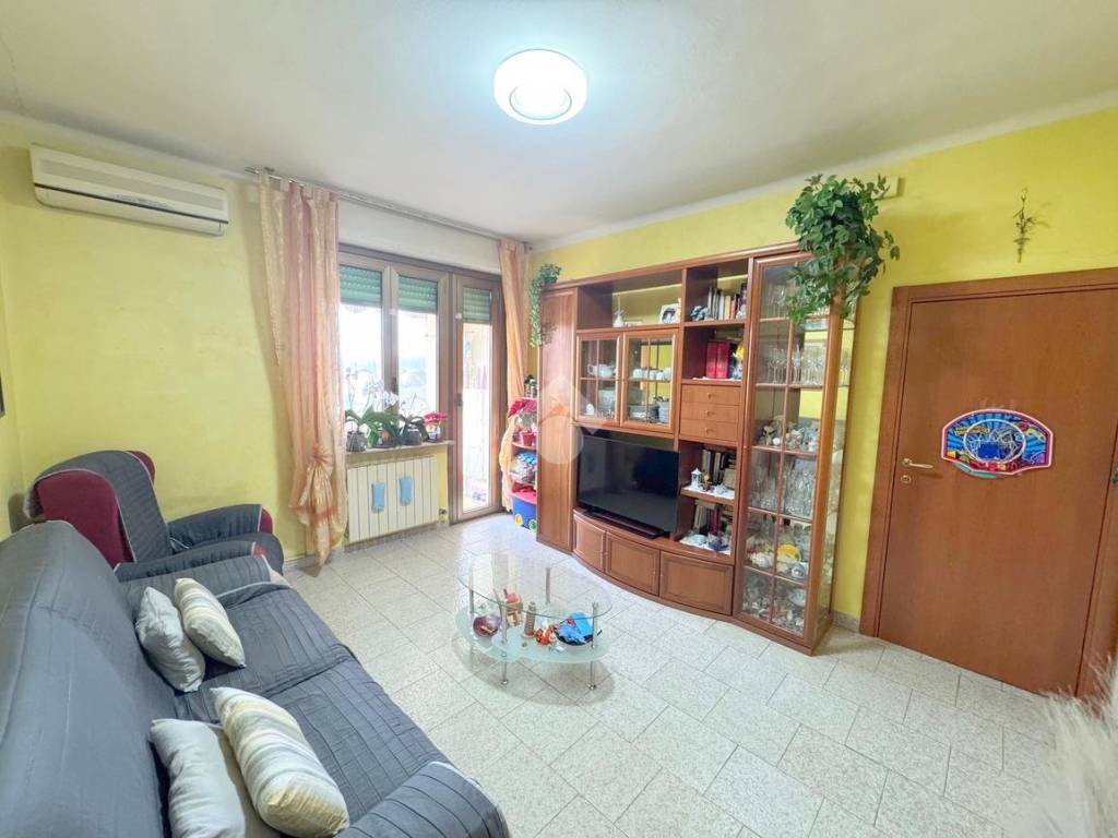Appartamento a Fagnano olona in Via Sacro Monte, 13 - Foto 5