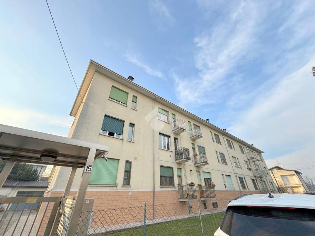 Appartamento a Fagnano olona in Via Sacro Monte, 13 - Foto 2