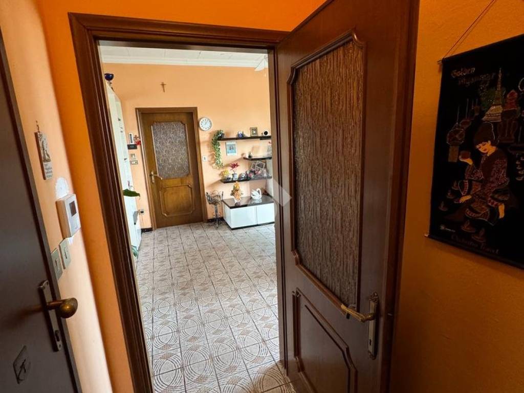 Appartamento a Fagnano olona in Via Sacro Monte, 13 - Foto 3