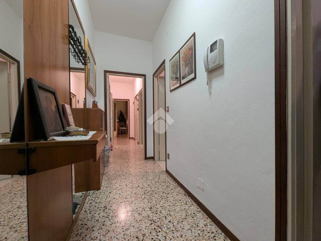 Appartamento a Sant'ilario d'enza in via Papa Giovanni XXIII, 1 - Foto 3