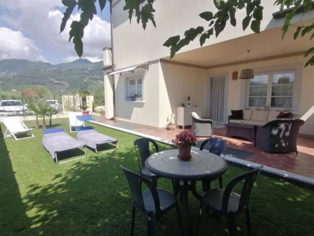 Villa a Pietrasanta in Traversa Crociale, 34 - Foto 3