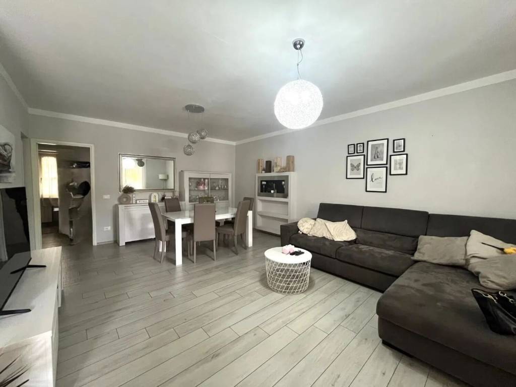 Villa a Seravezza in Via Federigi No Number - Foto 2