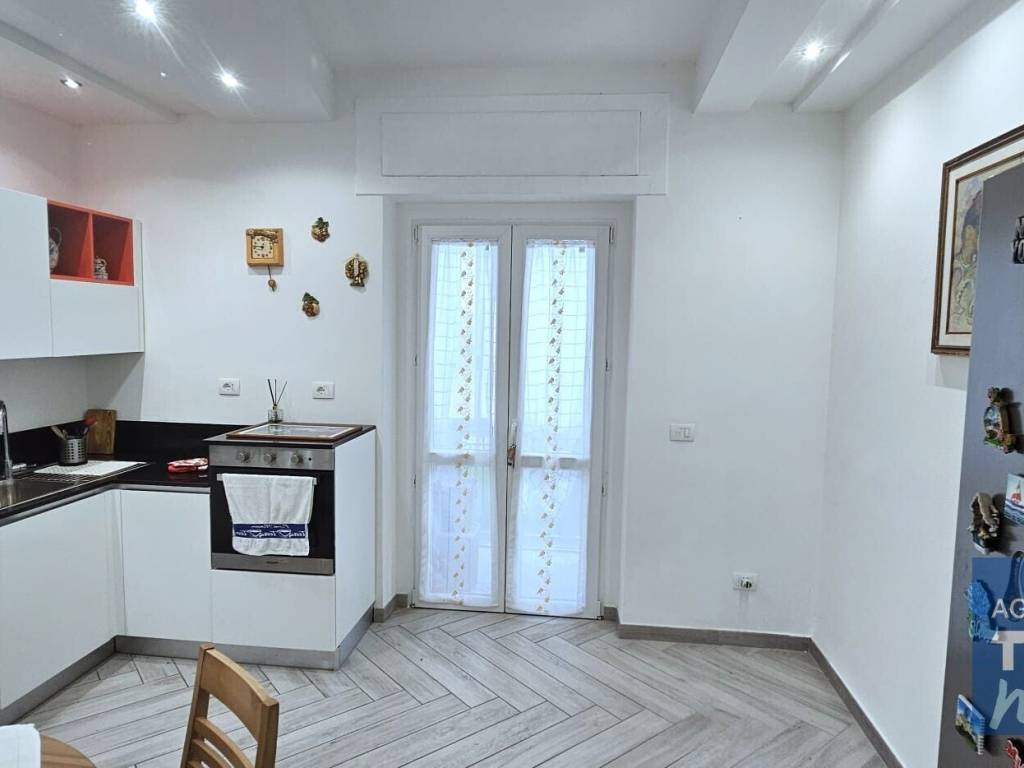 Appartamento a Livorno in Via Anna Frank - Foto 2