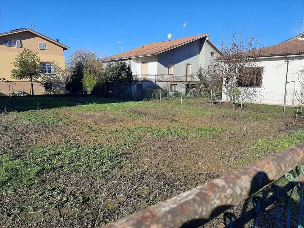 Terreno a Viguzzolo in Strada Bracchiera S.N.C. - Foto 2