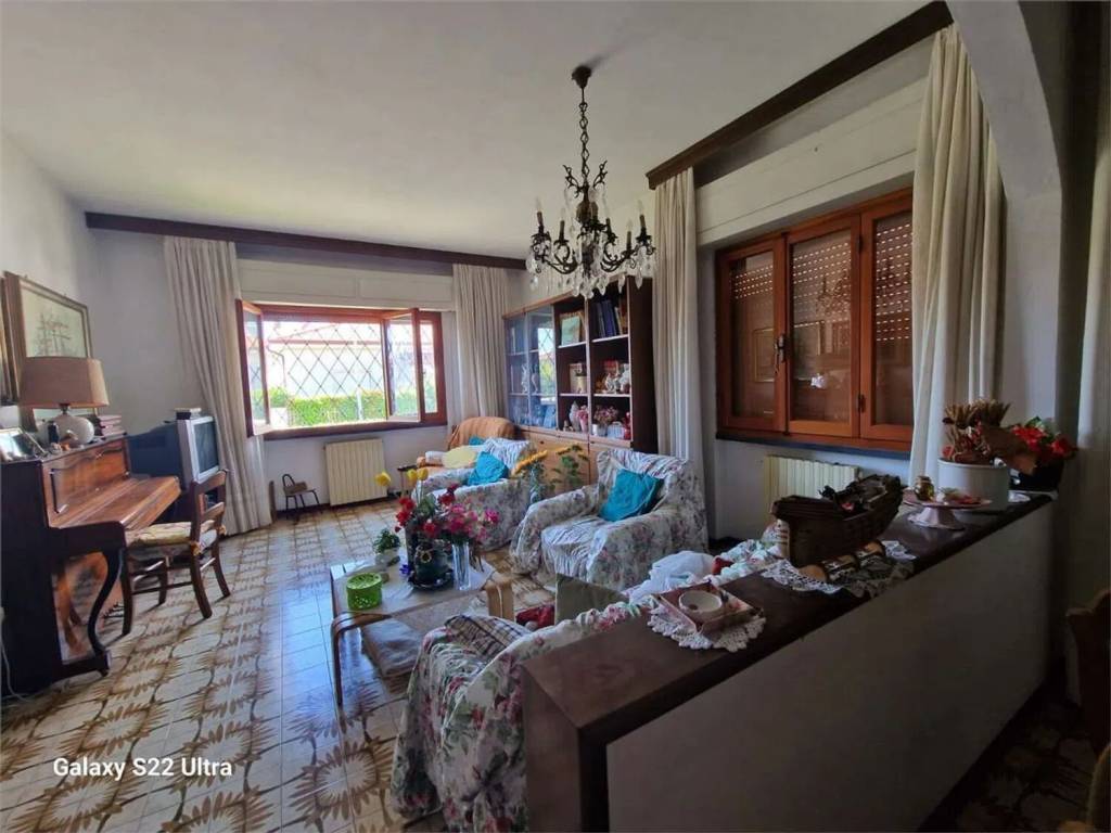 Villa a Seravezza in Via L. Salvatori No Number - Foto 5