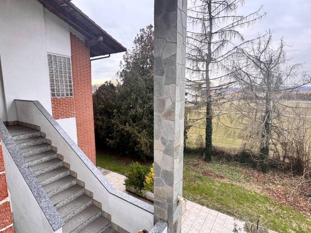 Casa indipendente a Costigliole d'asti in Strada Chiabotti Fiori, 8 - Foto 2