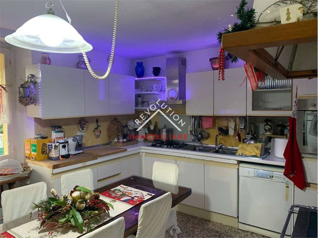 Casa indipendente a Città di castello in Via Luigi Pincardini - Foto 5