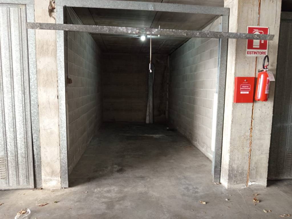 Box / garage a Carmagnola in Via Avigliana - Foto 3