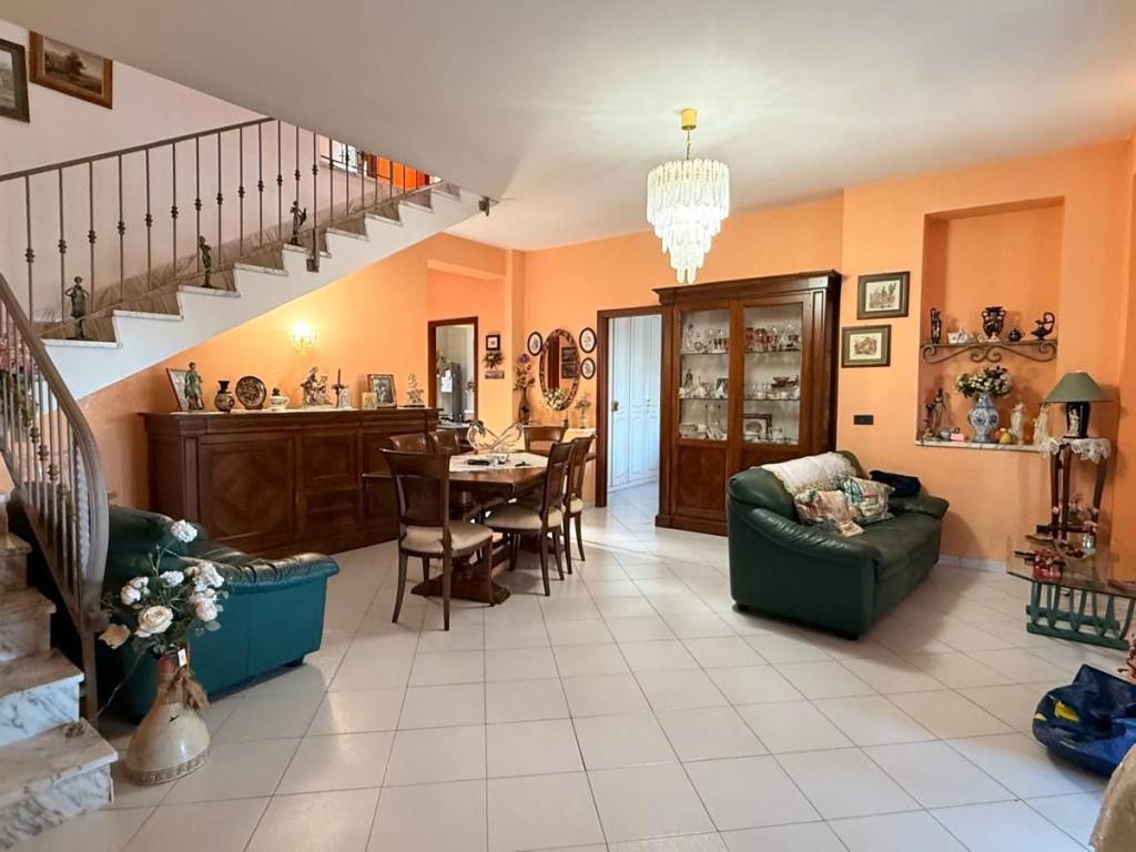 Villa a Giugliano in campania in Via San Nullo, 64 - Foto 3