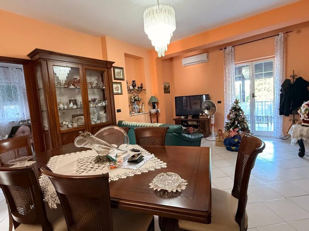 Villa a Giugliano in campania in Via San Nullo, 64 - Foto 5