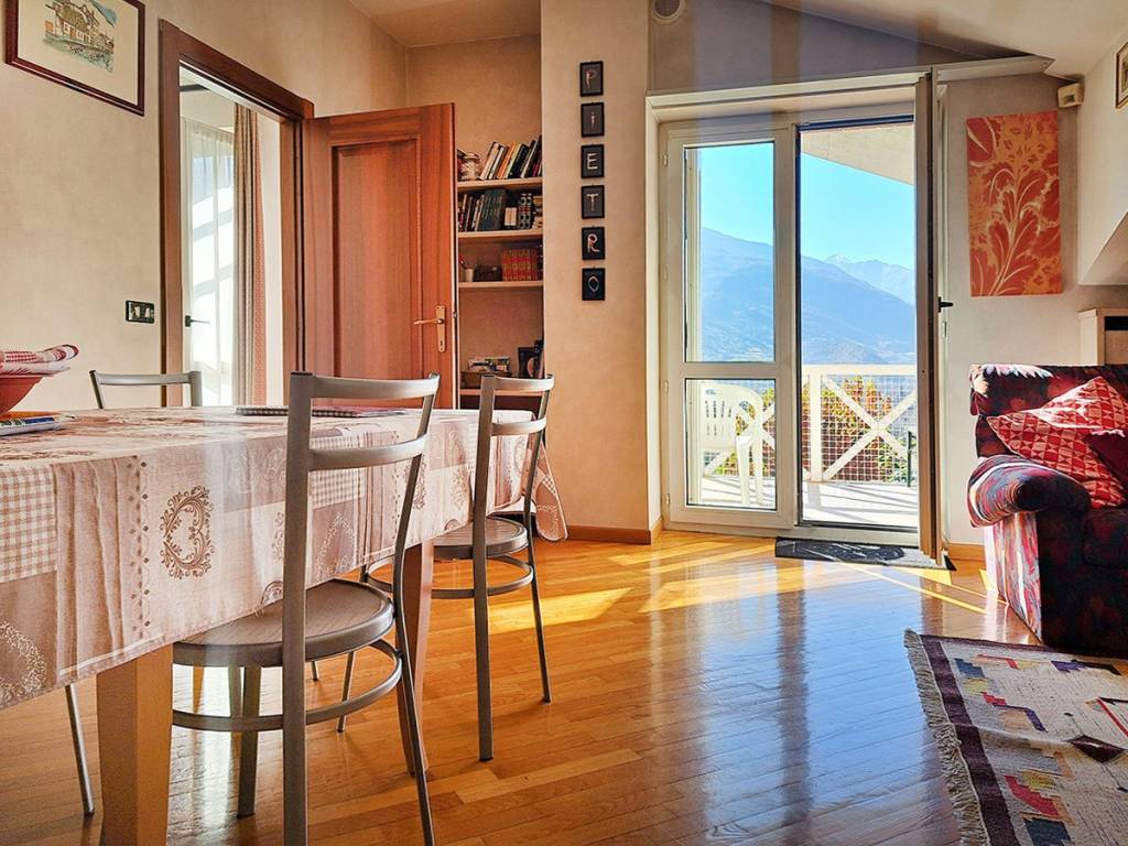 Attico / mansarda a Aosta in Frazione Porossan-Roppoz - Foto 3