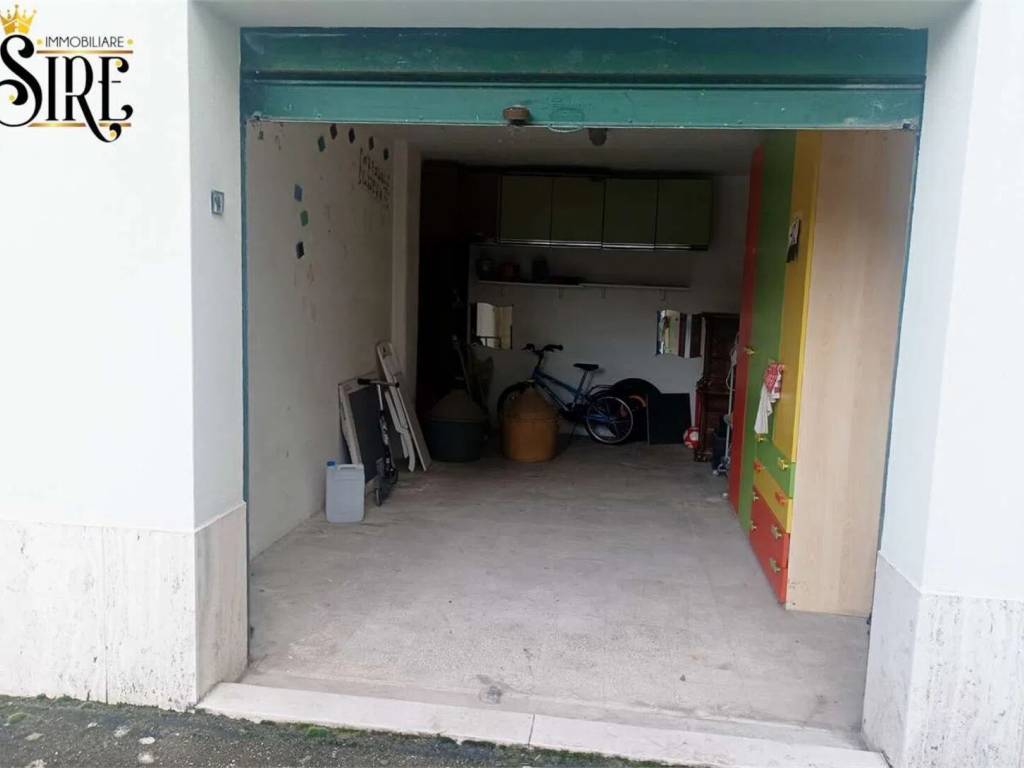 Box / garage a Trani in Via Superga No Number - Foto 4