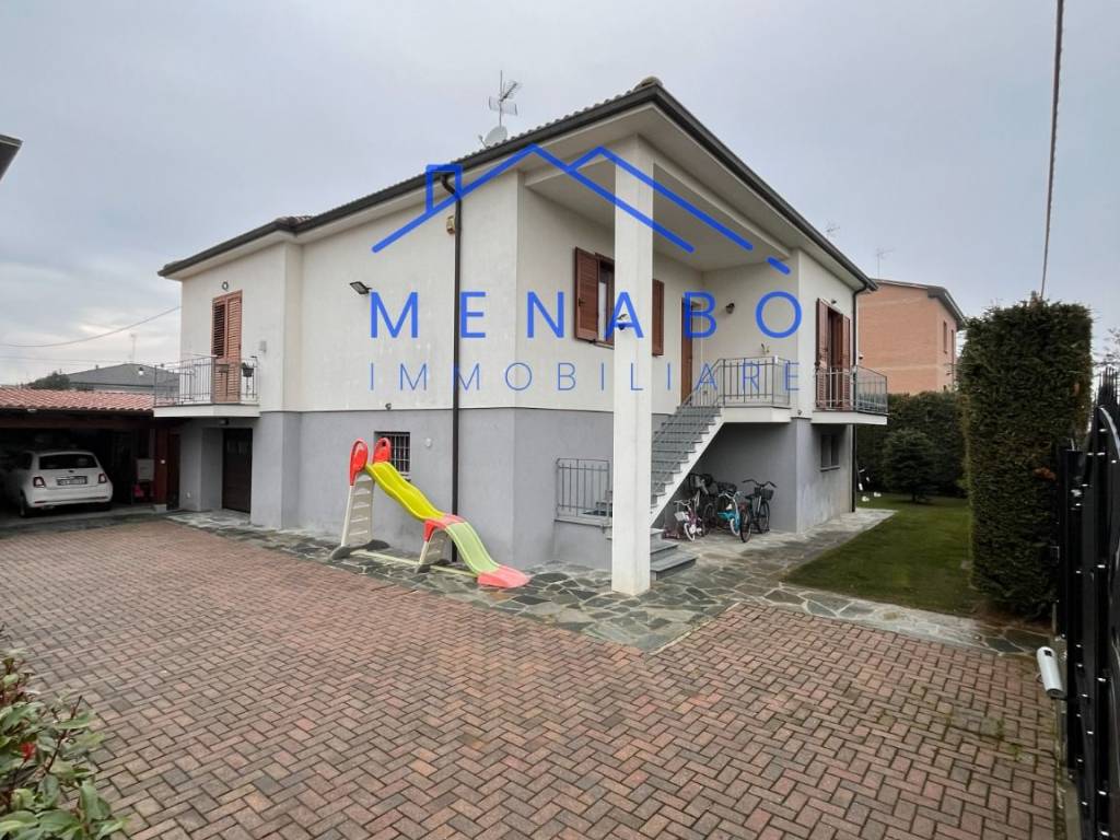 Villa a Alessandria in Via Walter Guasta, 26 - Foto 2