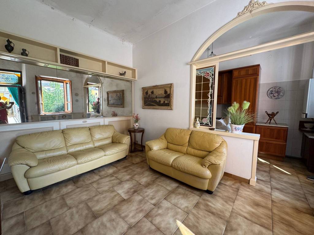 Appartamento a Pavia in Via Luino - Foto 2