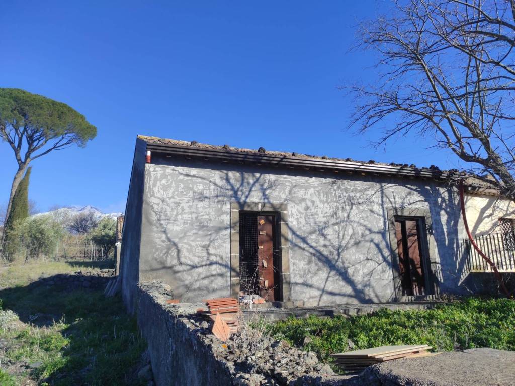 Rustico / casale a Belpasso in Via Regina Elena - Foto 2