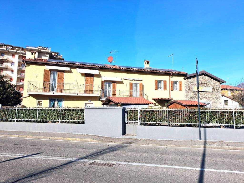 Appartamento a Torre boldone in Via Trieste, 6 - Foto 3