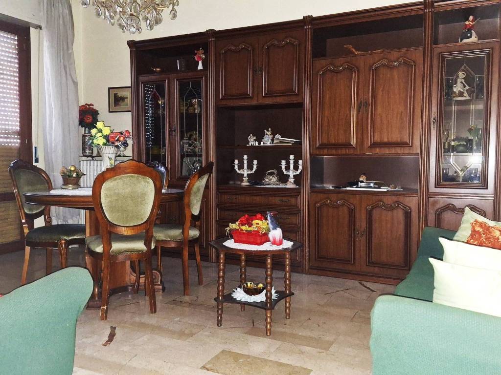 Appartamento a Salsomaggiore terme in Via Salvo D'Acquisto, 7 - Foto 2