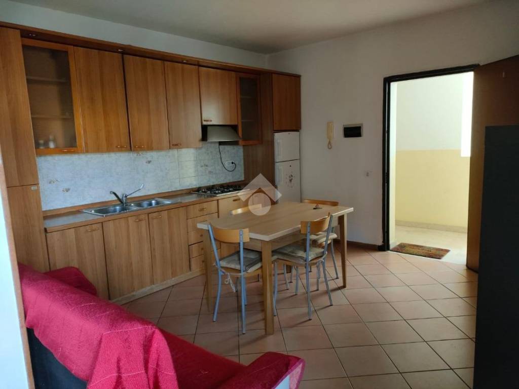 Appartamento a Castel goffredo in Viale Monte Grappa - Foto 2