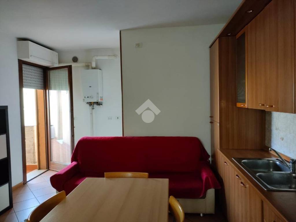 Appartamento a Castel goffredo in Viale Monte Grappa - Foto 3