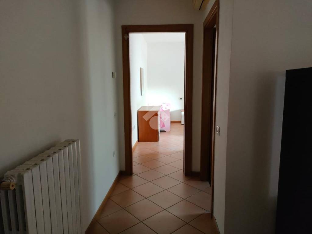 Appartamento a Castel goffredo in Viale Monte Grappa - Foto 4