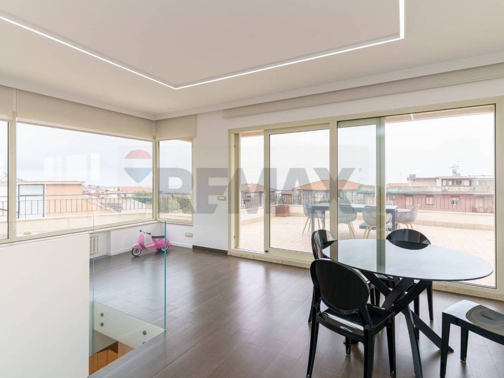 Attico / mansarda a Gravina di catania - Foto 2