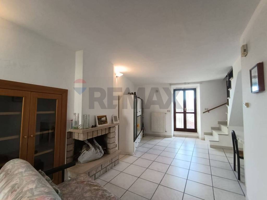 Casa indipendente a San valentino in abruzzo citeriore in Via Agostino Baiocco, 7 - Foto 4