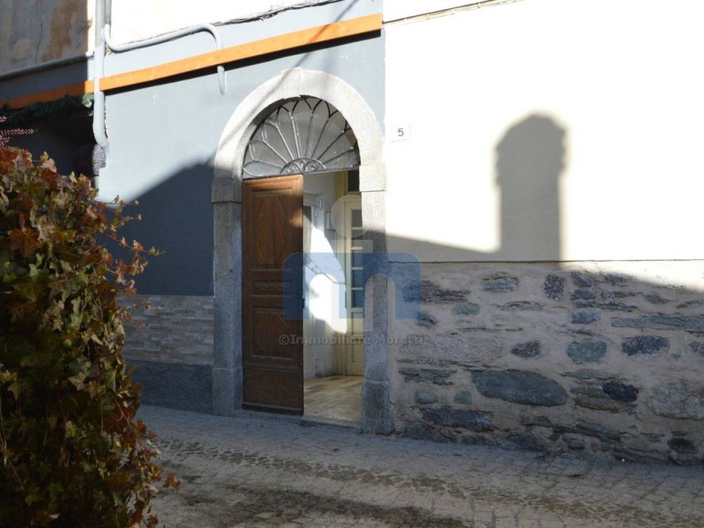 Appartamento a Bormio in Via Leon Battista Alberti, 5 - Foto 2