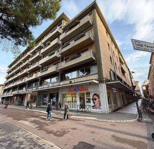 Immobile a Rimini in Piazza Luigi Ferrari - Foto 3
