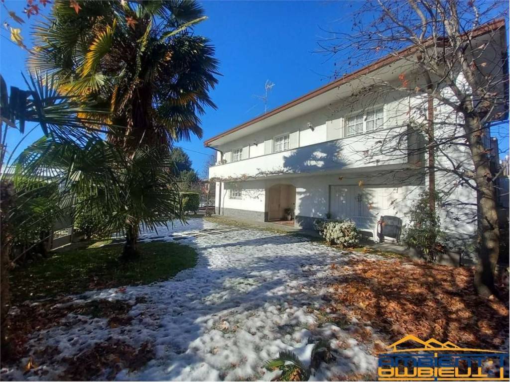 Villa a Barzanò in Via Prebone - Foto 2