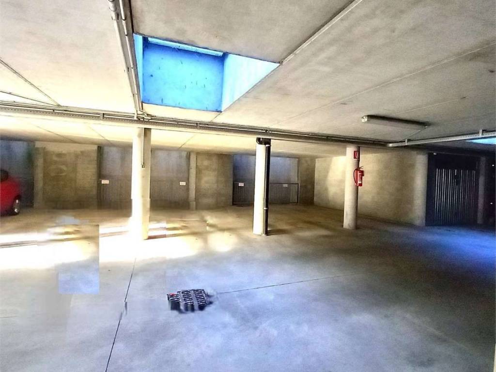 Box / garage a Calco in Piazzetta Sandro Pertini - Foto 3