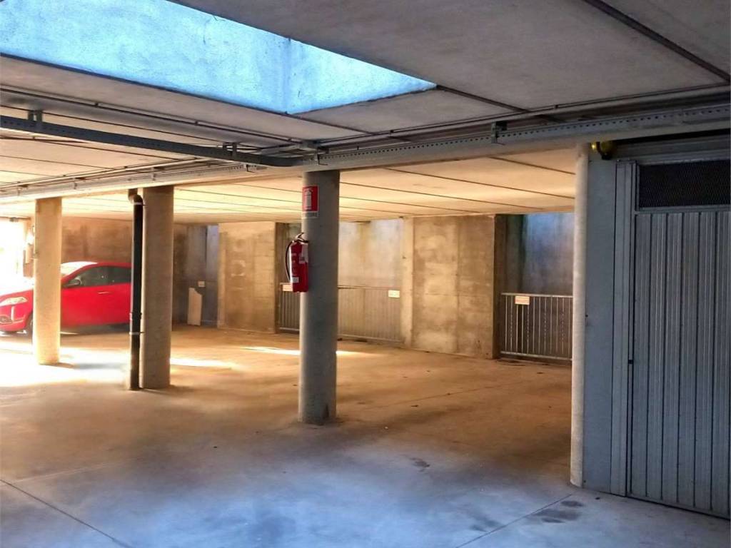 Box / garage a Calco in Piazzetta Sandro Pertini - Foto 4