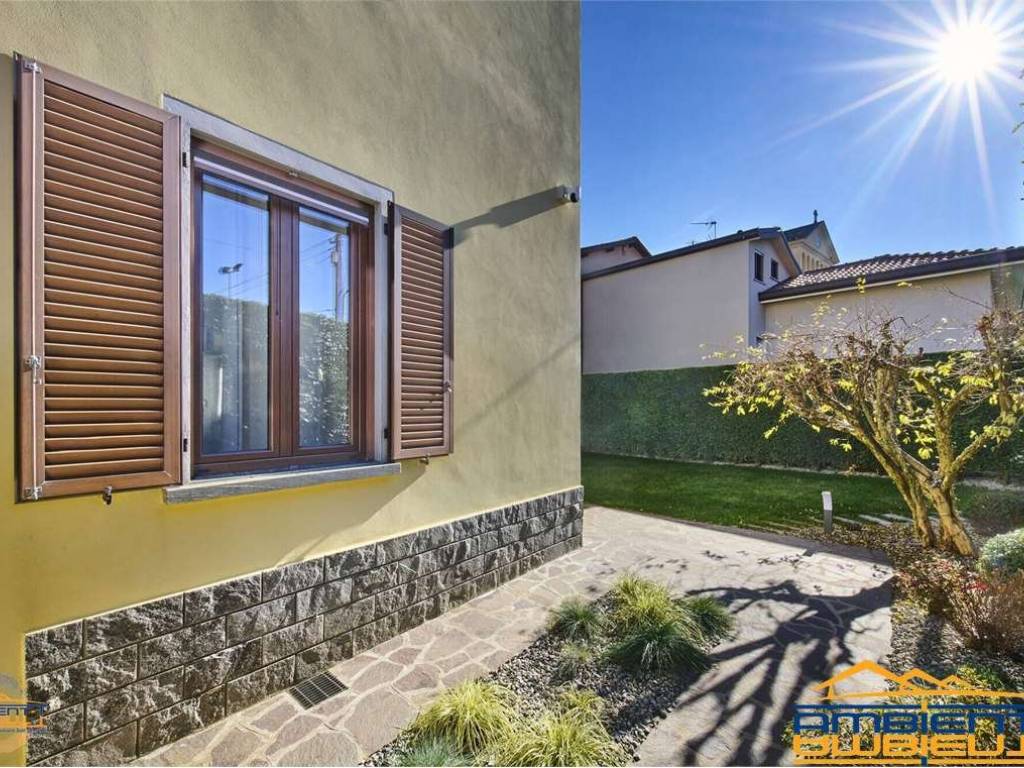 Villa a Brivio in Via Giulio Prinetti, 17 - Foto 3