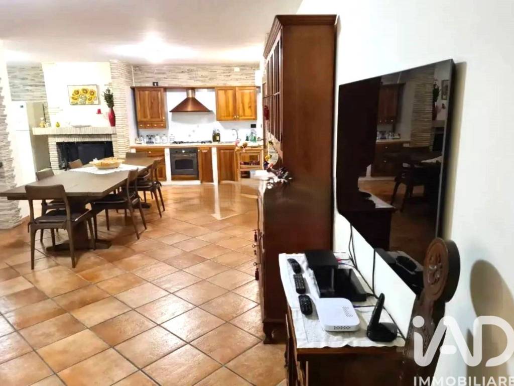 Villa a Lanciano in Viale SANTA GIUSTA - Foto 4