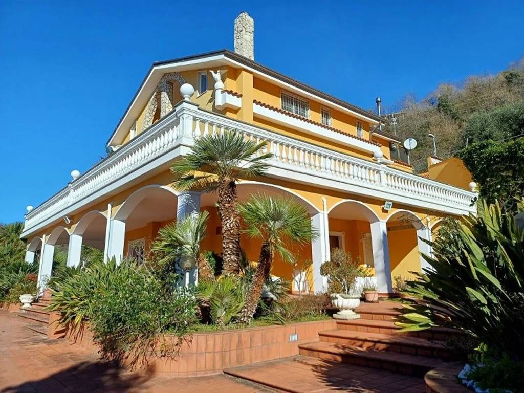 Villa a Salerno in Via San Elia, 5 - Foto 4