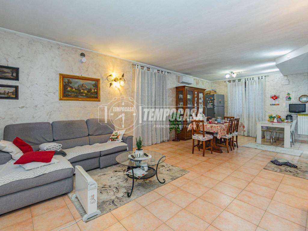 Villa a Tromello in Via del Tricolore 32 - Foto 3