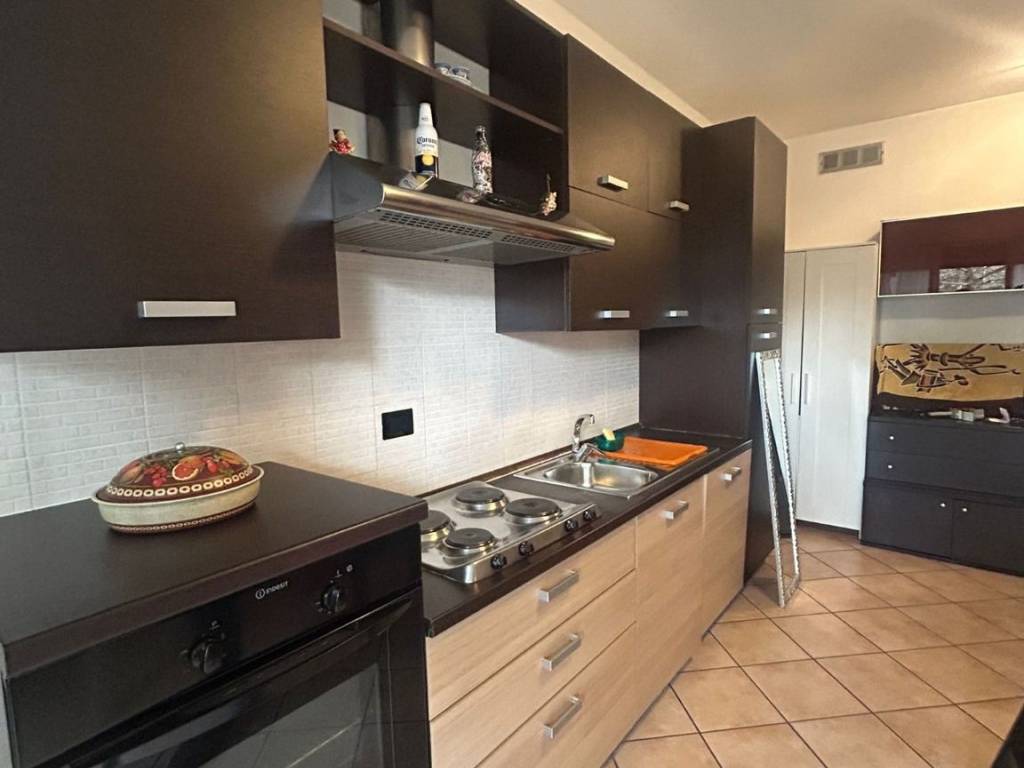 Appartamento a Parabiago in Via 24 Maggio, 33 - Foto 3