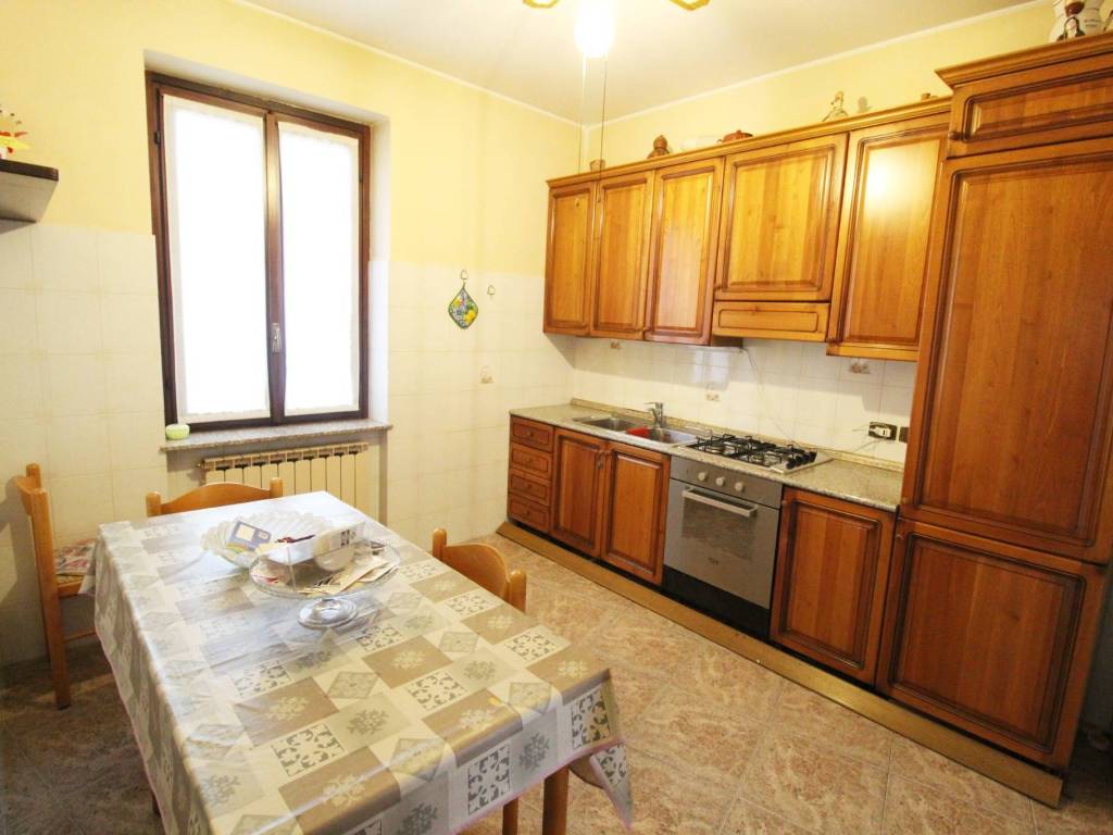 Appartamento a Marnate in Via Roma, 11 - Foto 3