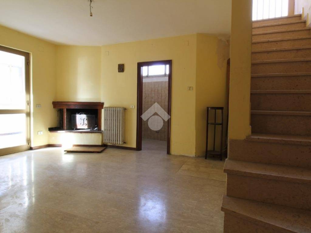 Appartamento a Teramo in VIA GUIDO II, 13 - Foto 3