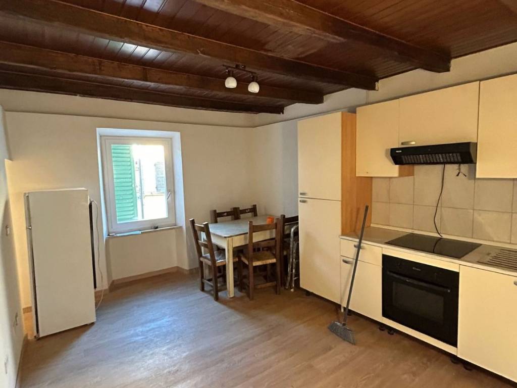 Appartamento a Chiaravalle in Via Camillo Benso di Cavour, 67 - Foto 2