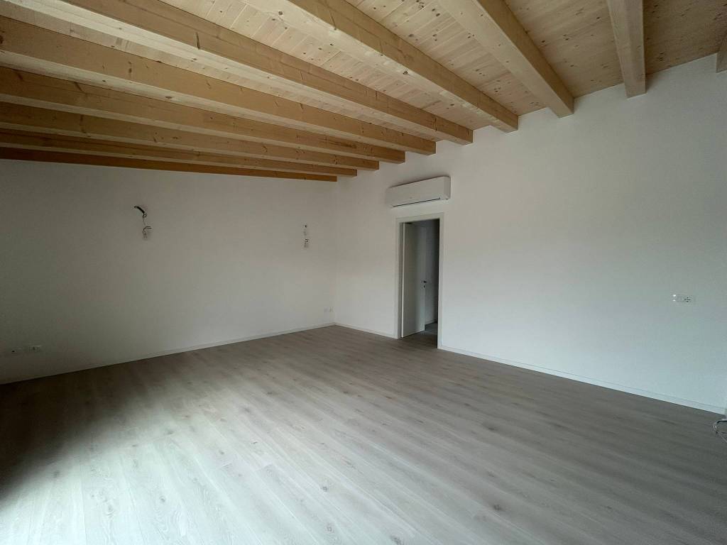 Appartamento a Rosà in Via Vincenzo Gioberti - Foto 2