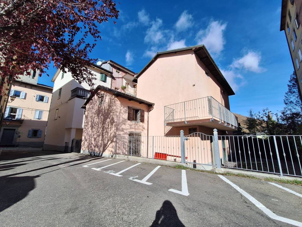 Villa a Pievepelago in Piazza Vittorio Veneto - Foto 2