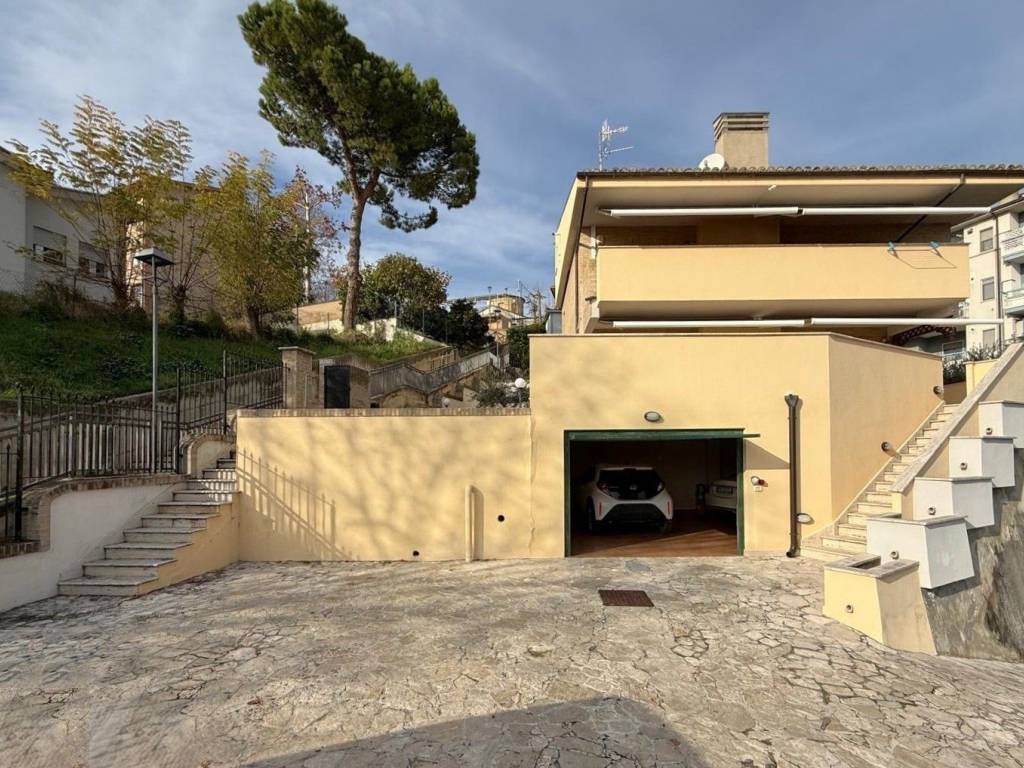 Villa a Atri in Via delle Risaie, 1 - Foto 2