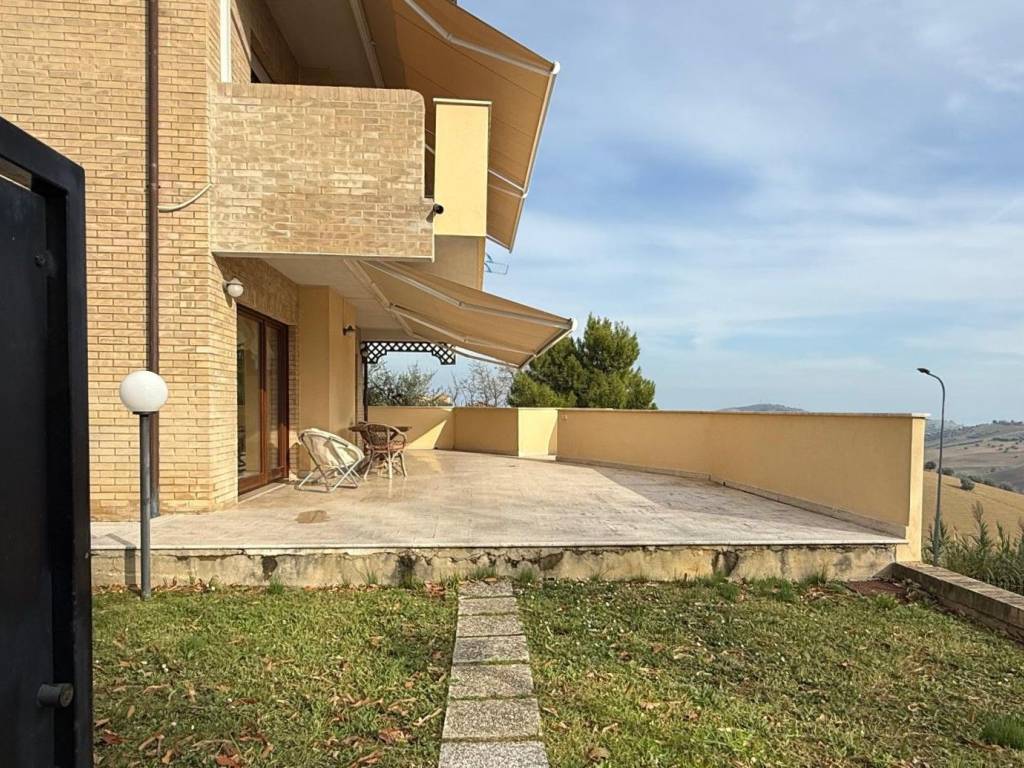 Villa a Atri in Via delle Risaie, 1 - Foto 4